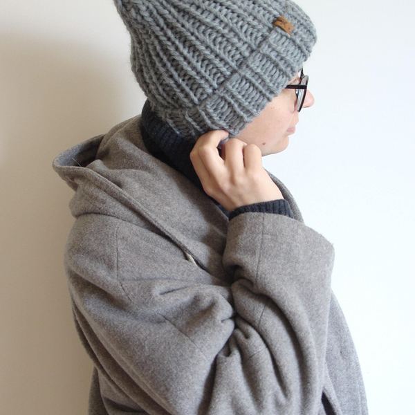 Chunky Knit Wool Beanie: Ribbed Fisherman's Style